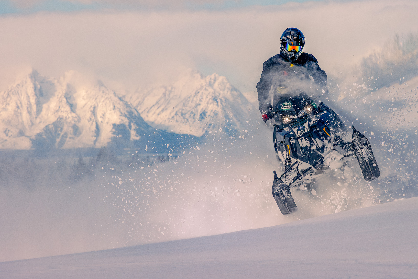WOT_2021_SCOUT_Snowmobiling_Togwotee-_KL_2839-Editweb